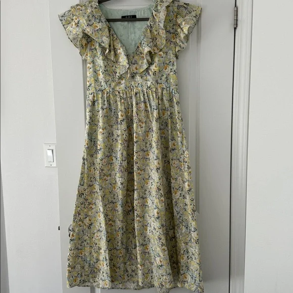 Floral Ruffle Dress - Picture 2 of 5